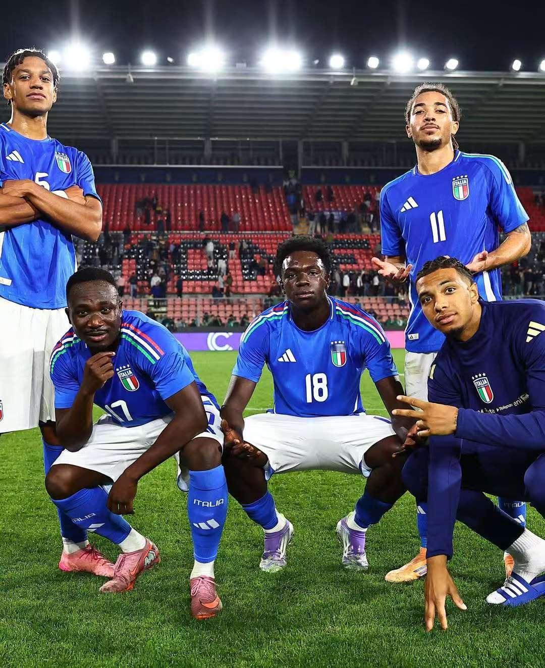 🇮🇹U21黑色团队上限最高的也就这个18号不会过度关注意大利从来不会
