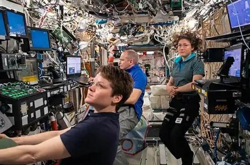 为什么最近全世界其他国家都不再提起中国的空间站了？因为他们不敢再提，跟国际空间站