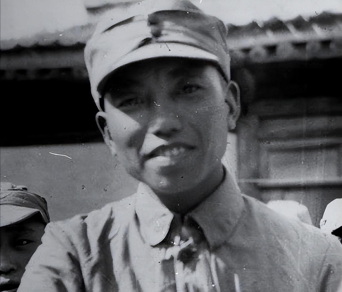 大授衔100：至少四大争议压身！肖克何以仍能“镇”上将？这四大争议，每一个