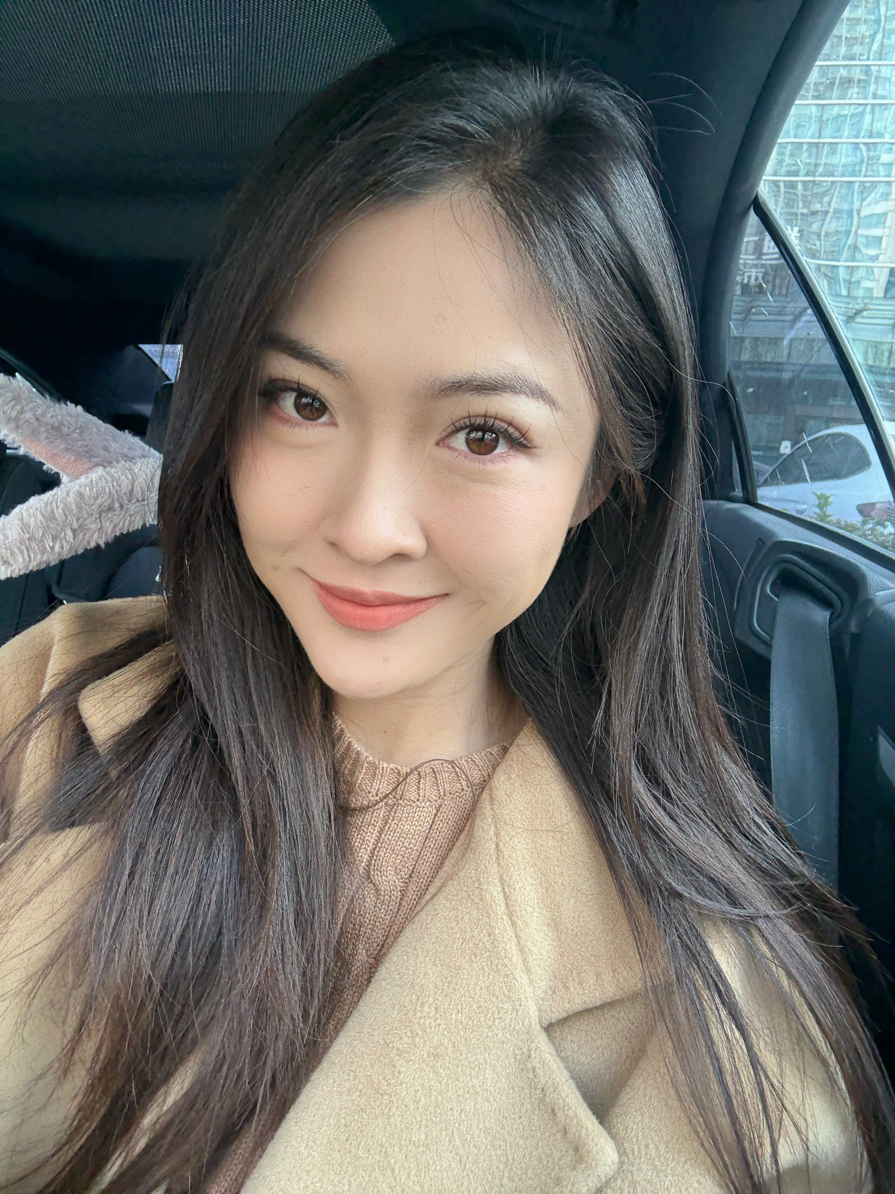 全面拥抱新能源之后很久没开过小奔出门了我说怎么这么颠，噢，原来这就是清晰的路感我