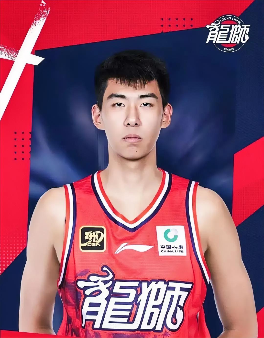 太强了，广州106-76大胜四川，这三位球员是广州赢球的功臣！1. 霍乐迪，出