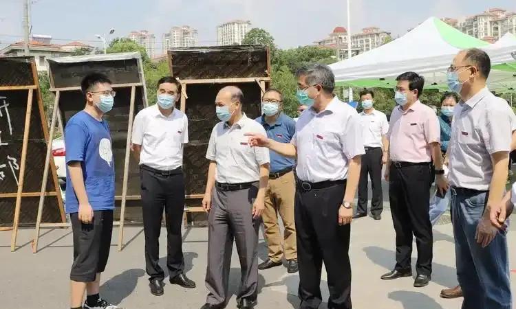 为什么上级检查都会提前通知呢？人家只是检查，又不是想把你搞死。说白了，检查不是为