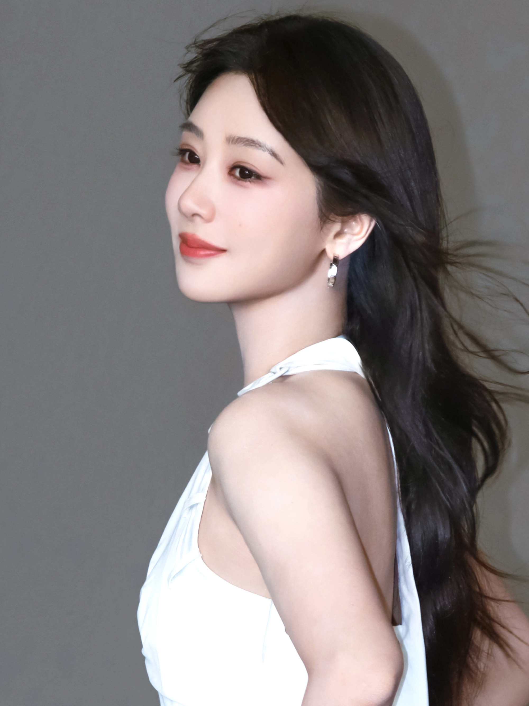 杨紫杨紫李祯yz杨紫家业我会在每个有意义的时刻，远隔山海与你共存royalblu
