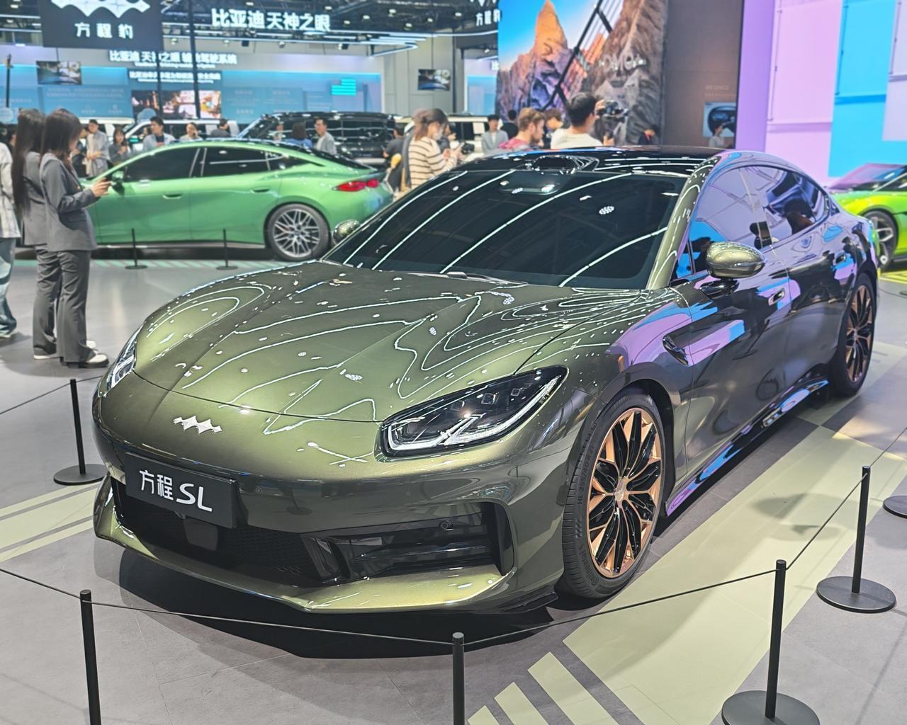 传闻的方程豹的镁9。向不致敬，致敬。