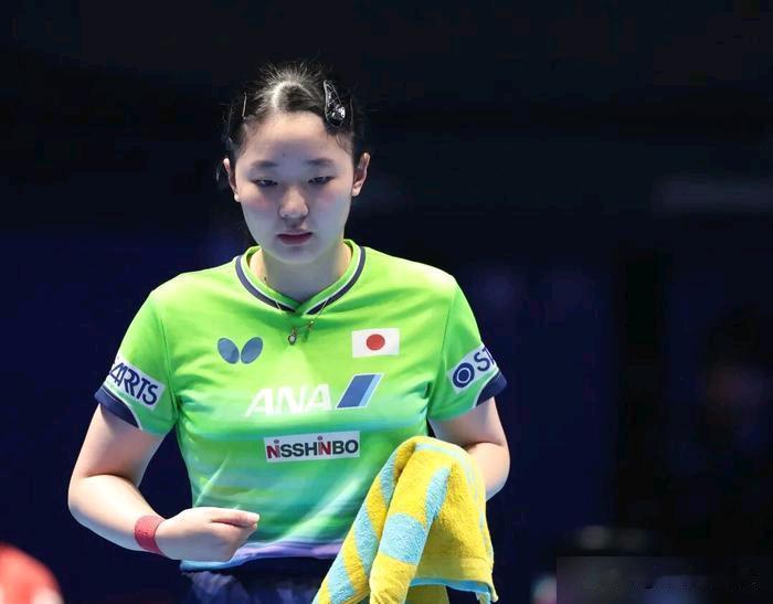 张本美和4比0拿下金琴英，看新闻里说第二局打到12比10，挺险的，但金琴英这选手