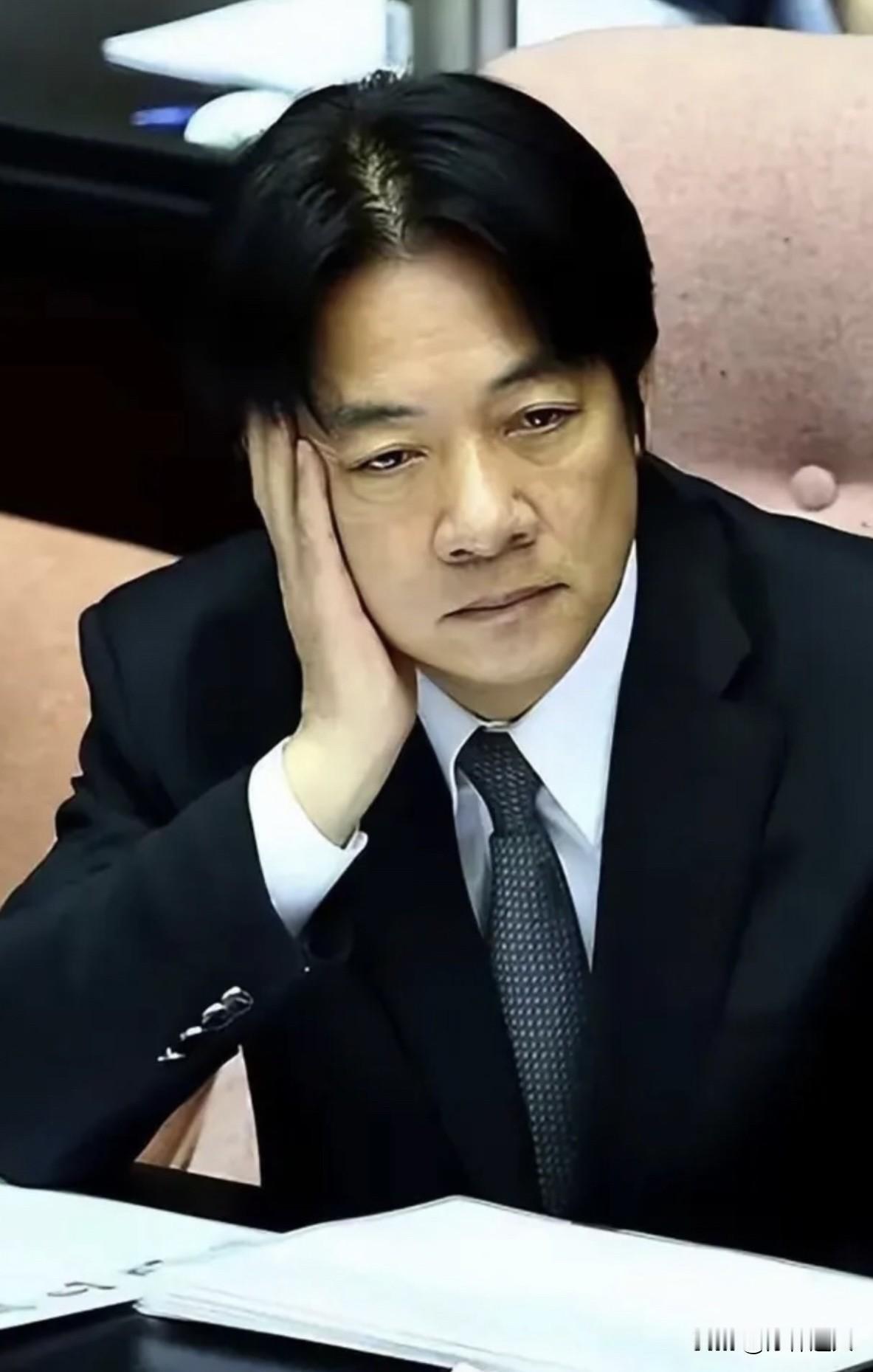我夸人的时候，可能虚情假意；但我骂人的时候，绝对无比真诚。当然，这是我修行前