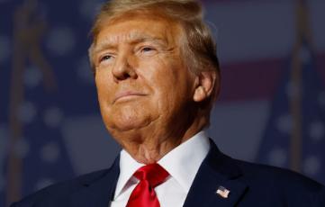 美军圣诞夜动手，军舰发射导弹，动静太大，让巴西开始惴惴不安，怕川普干涉选举 