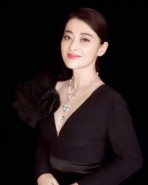 演员孔笙说：“在拍《父母爱情》时，梅婷几乎是永远不会说错台词的，郭涛有时候会错一