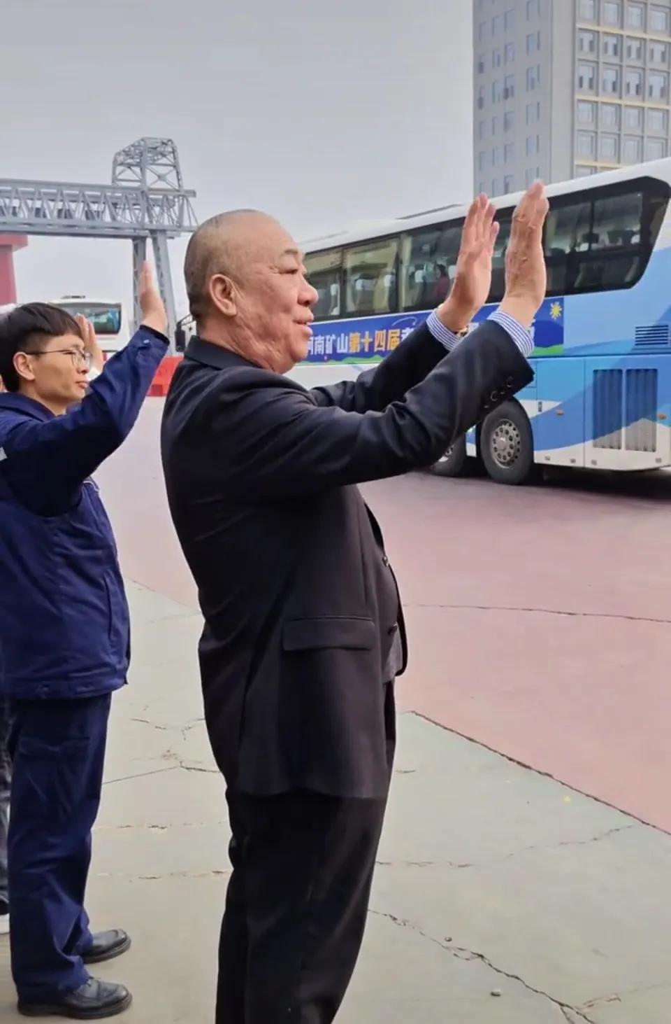 这老板，真的把员工当家人。3月24日，河南矿山第十四届孝文化感恩旅游节正式