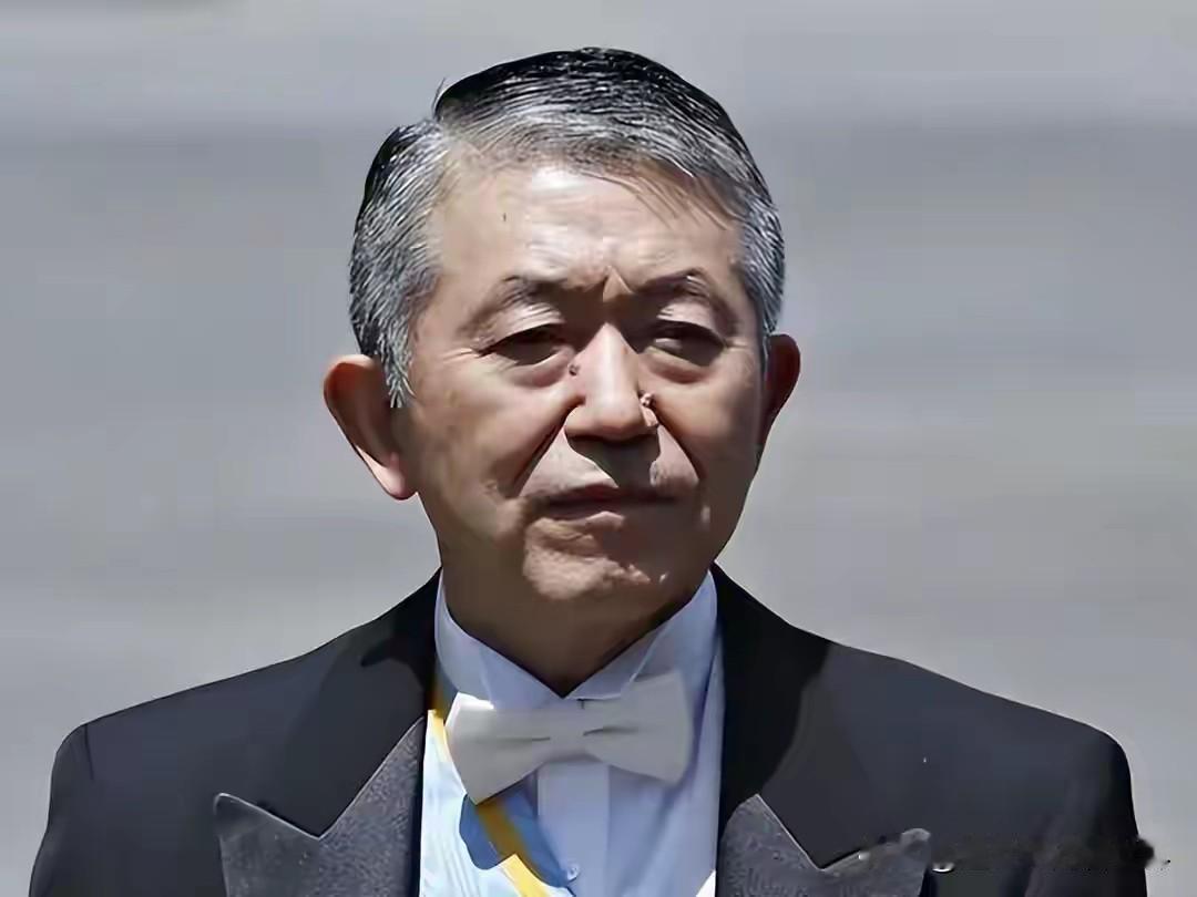 就在今日，我外交部果断出手，对日本自卫队前统合幕幕僚长岩崎茂进行制裁，冻给资产，