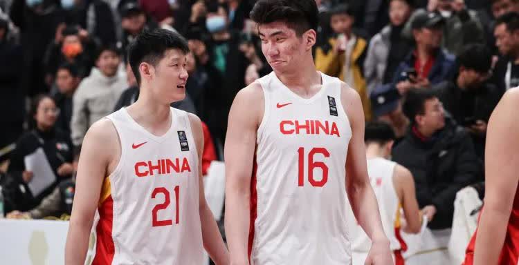 胡金秋定海神针！王俊杰进攻万花筒！高诗岩追命防守！胡明轩0分成全队友！这场比