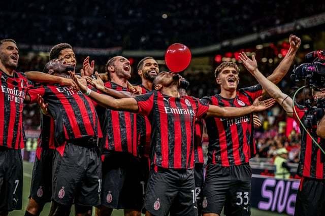 【恩昆库可能离队】恩昆库可能没法在米兰，有中锋的体系下再次证明自己了。据说塔雷已