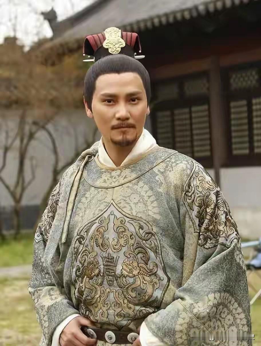 并不是为赵构洗白，他至少没有对岳飞的家族斩尽杀绝，还给了最基本的生活费；等到宋孝