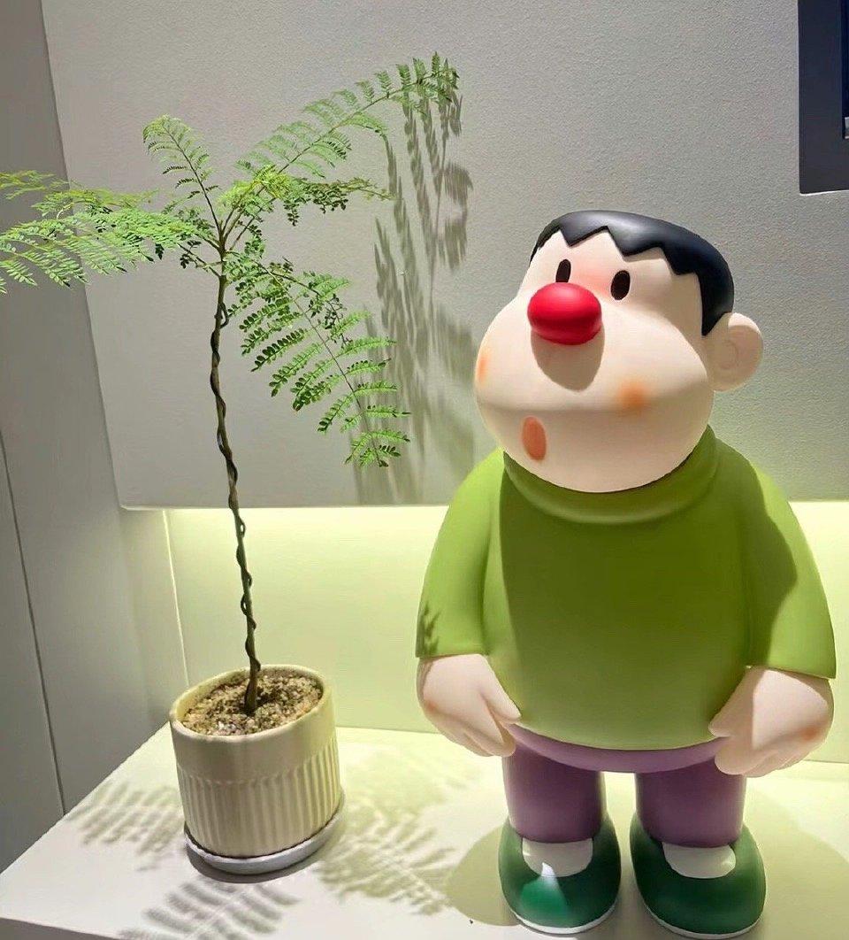 暴躁的妈妈+调皮的孩子=鸡飞狗跳的家今天下班回到小区，听到一声超级大声的咒骂“