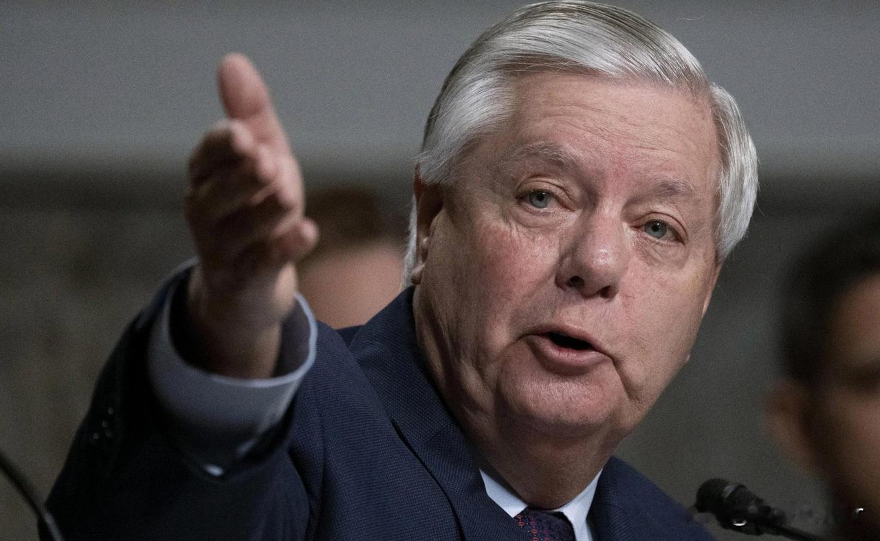 美国共和党参议员格雷厄姆在社交网络X上写道，只要俄罗斯掌控了局势，对乌克兰就不利