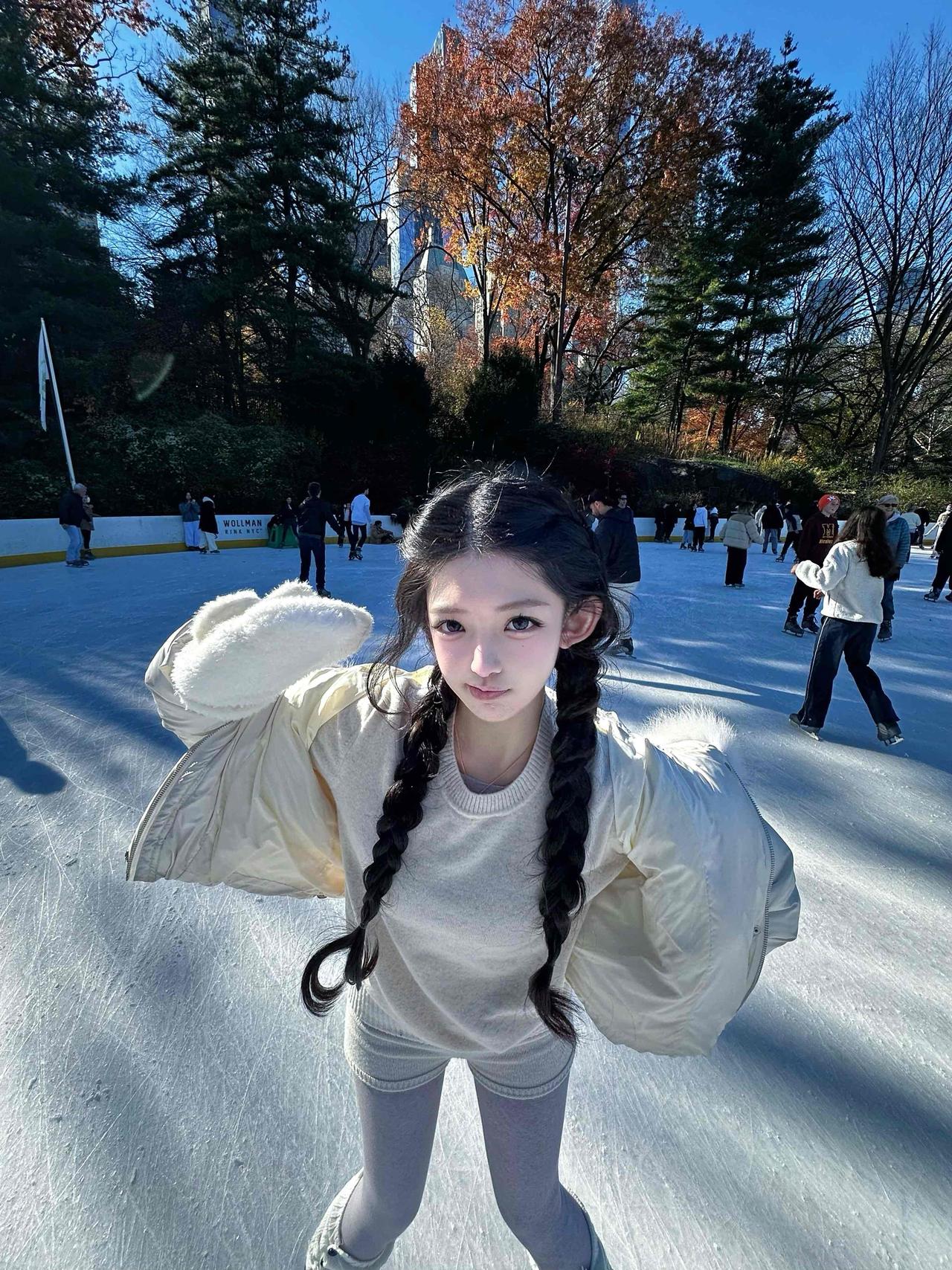 atmyfeet⛸️来滑冰😚天气好好！乱拍了一堆谁敢看完😱这个冬天