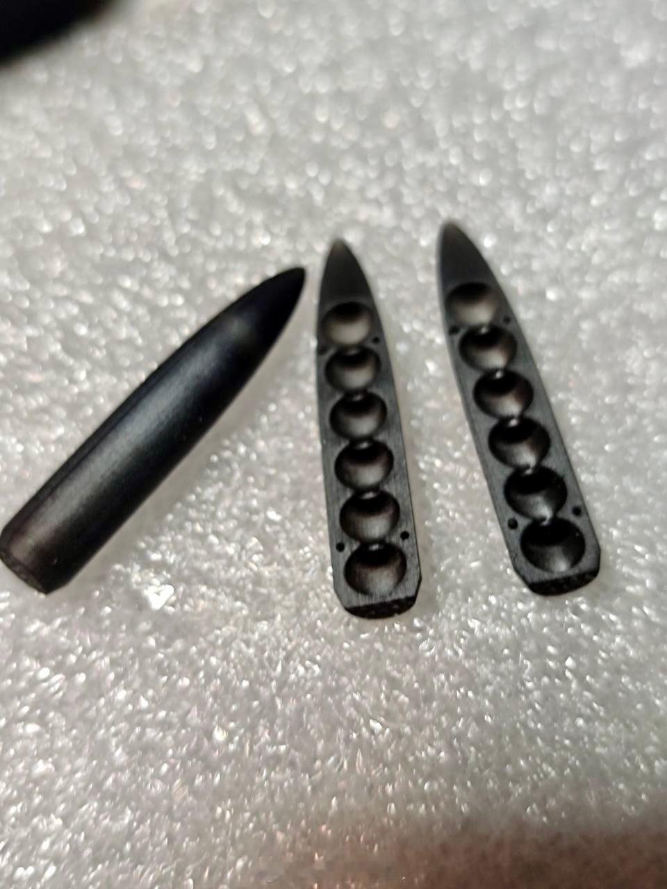 俄军3D打印的弹托，这个可以装在5.45口径子弹上进行反无人机拦截，比之前一个一