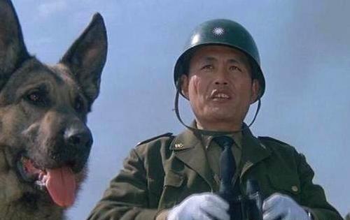 1948年10月，邱清泉、熊笑三邀请师长黄宗颜看戏时，派兵包围了该师。黄宗颜中途
