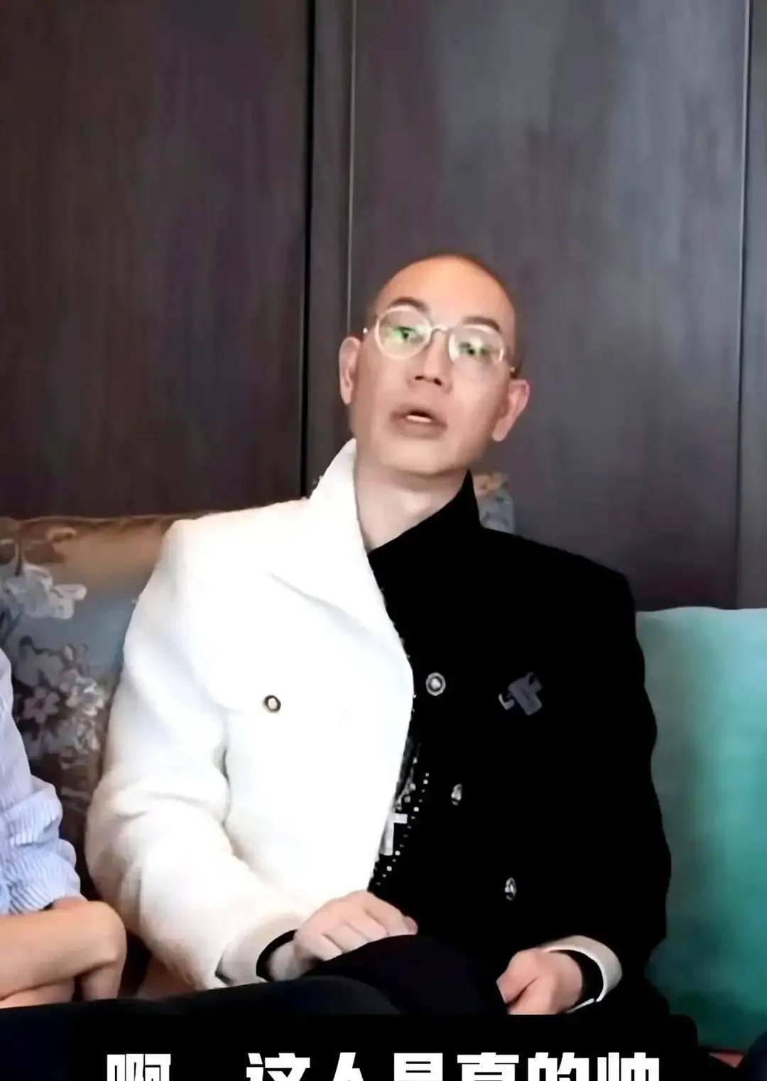 Zing给王一博上完妆，撂下一句话：别化了，他素颜更好看。这话出自顶级化妆