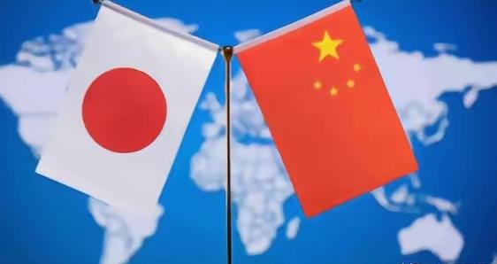 900项管制卡喉！日本对华态度急转弯，实则被逼无奈日本对华态度从未如此明朗