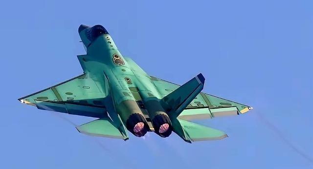 最扎心的是什么？是你辛辛苦苦几十年，砸了上万亿搞出来的王牌F35，结果一抬头，发