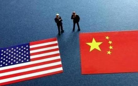 11月10日，美国商务部长卢特尼克发文:“今天，中国宣布暂停对韩华海洋5家美相关