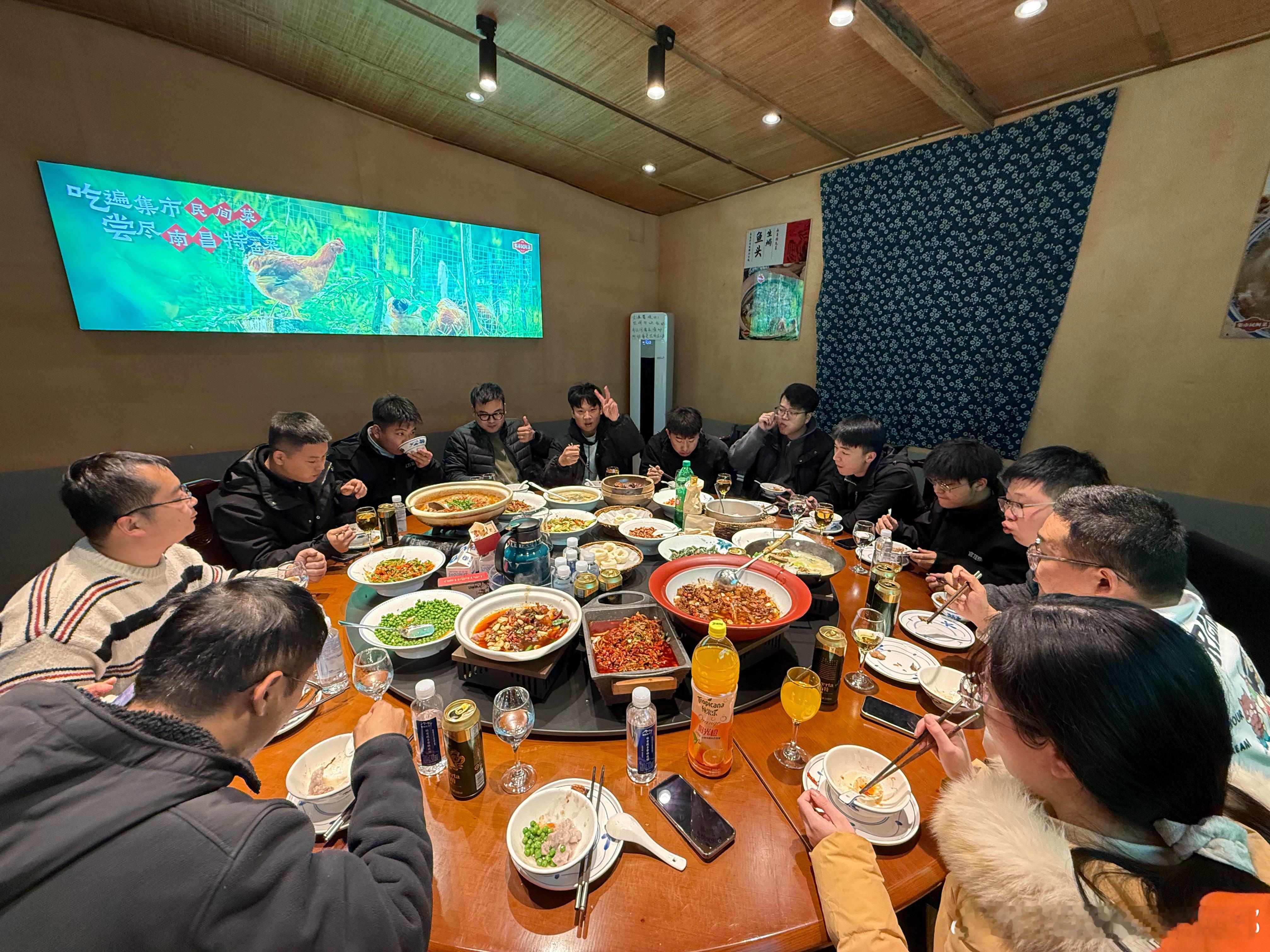 祝福兄弟们多赚人民币，实现自我价值