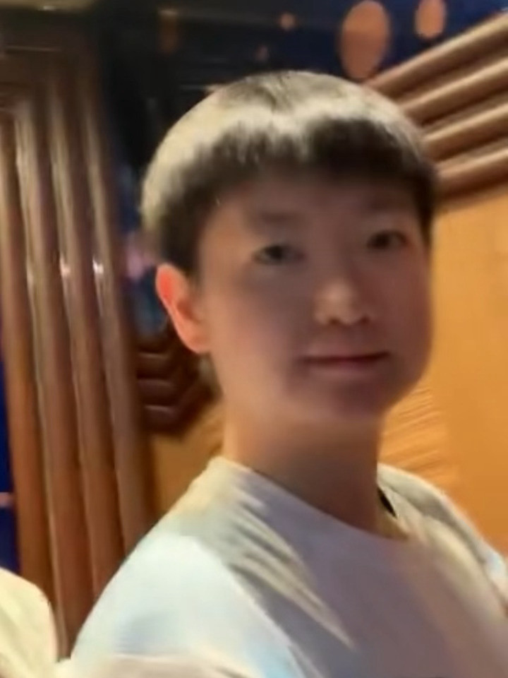 萌萌的小咪小耶​​​