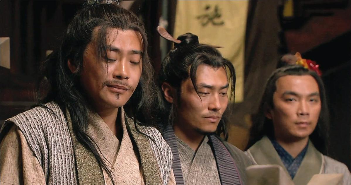 在梁山108位好汉当中，阮氏三雄是极为与众不同的一组，论单打独斗，他们比不上林冲