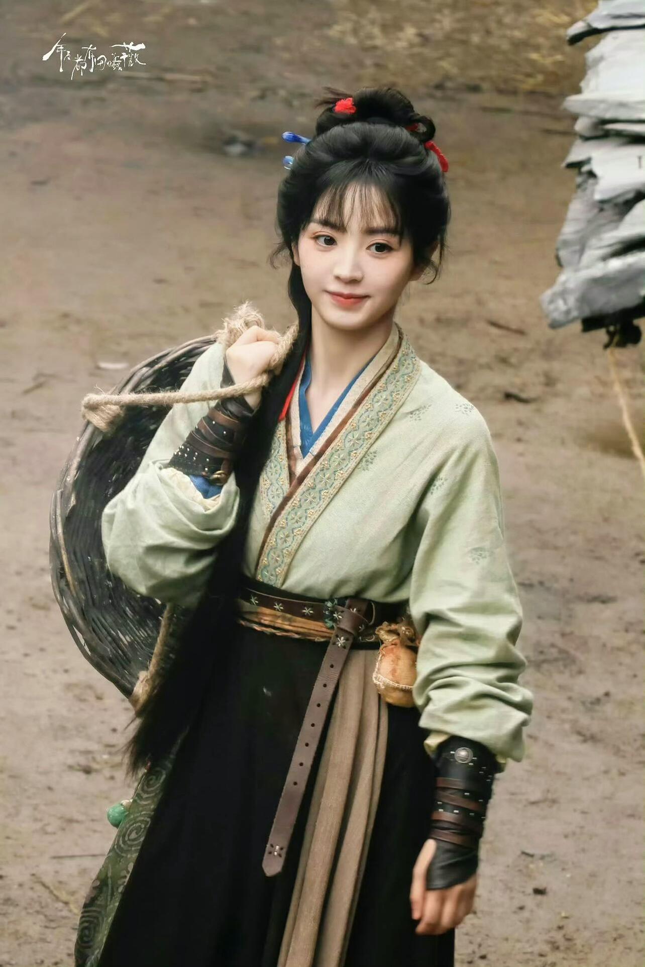 逐玉开播完全截不到丑图，每一帧都好耐看。田曦薇好美，颜值与气质都很贴合角色，难怪