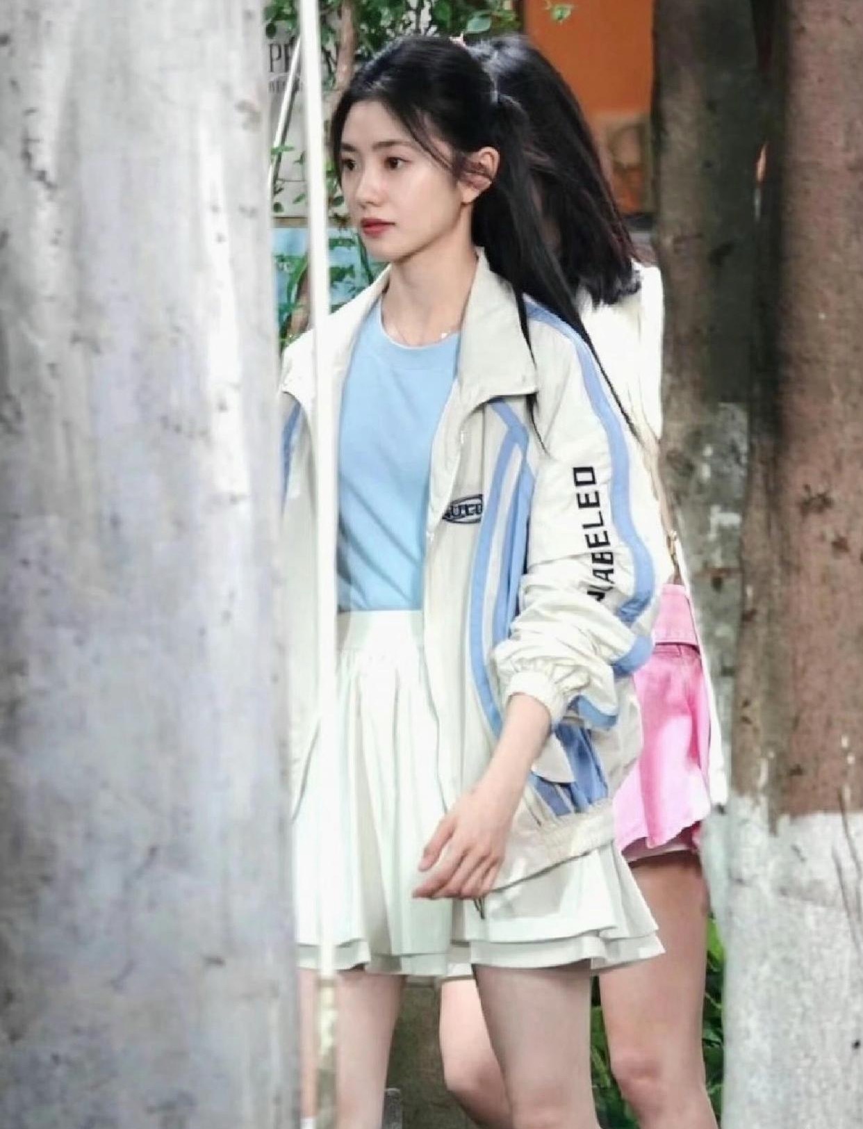 刘浩存像极了没毕业的大学生，张导眼光真好