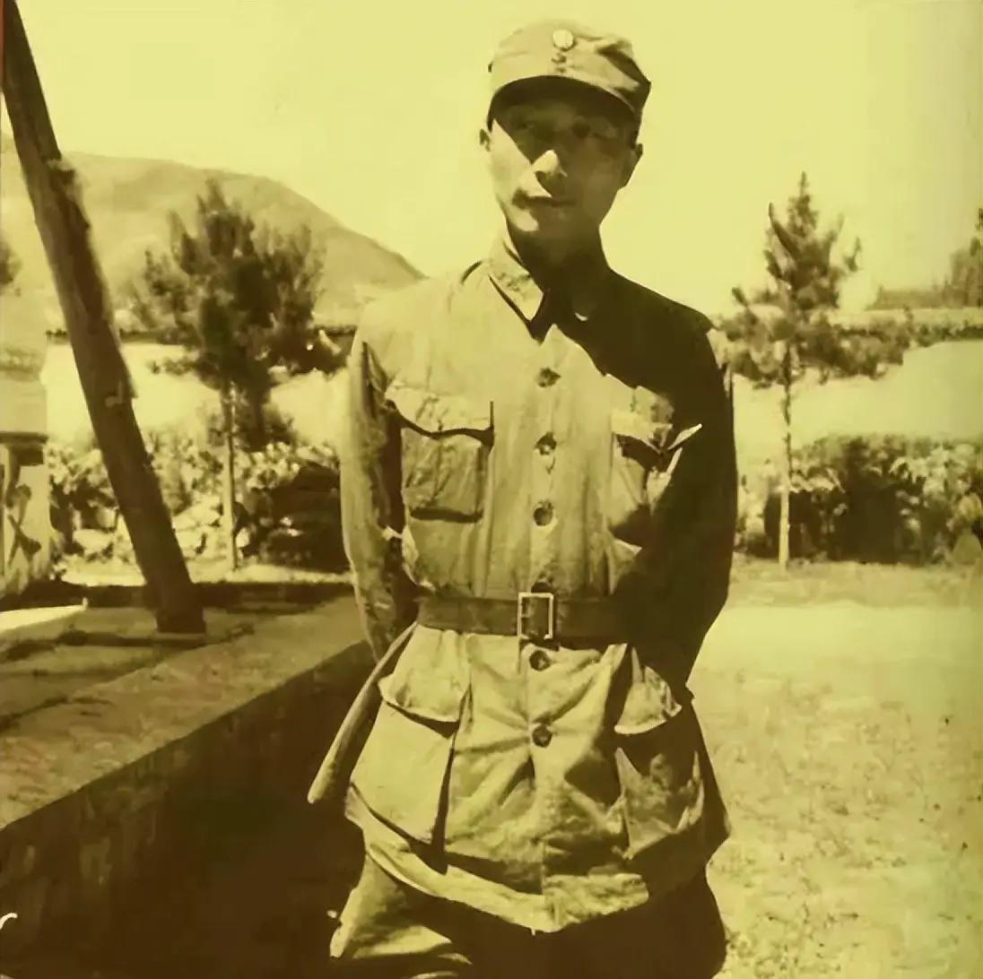 1939年，八路军破坏平汉铁路3个月毫无进展，连长正发愁时，一名年轻的八路军战士