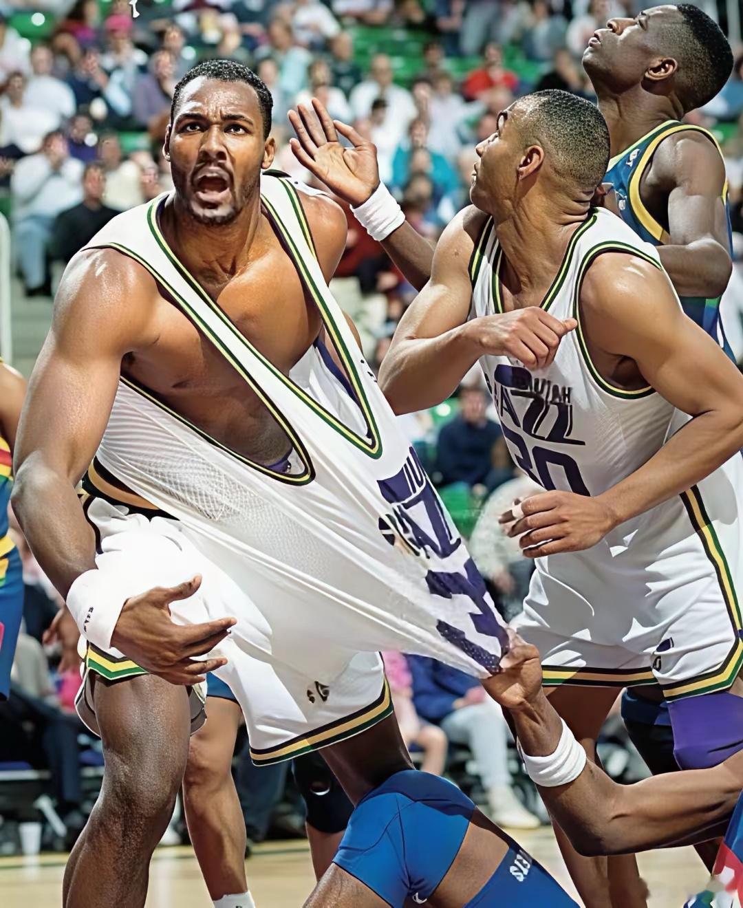 太直观了……以前nba什么强度？！​​​
