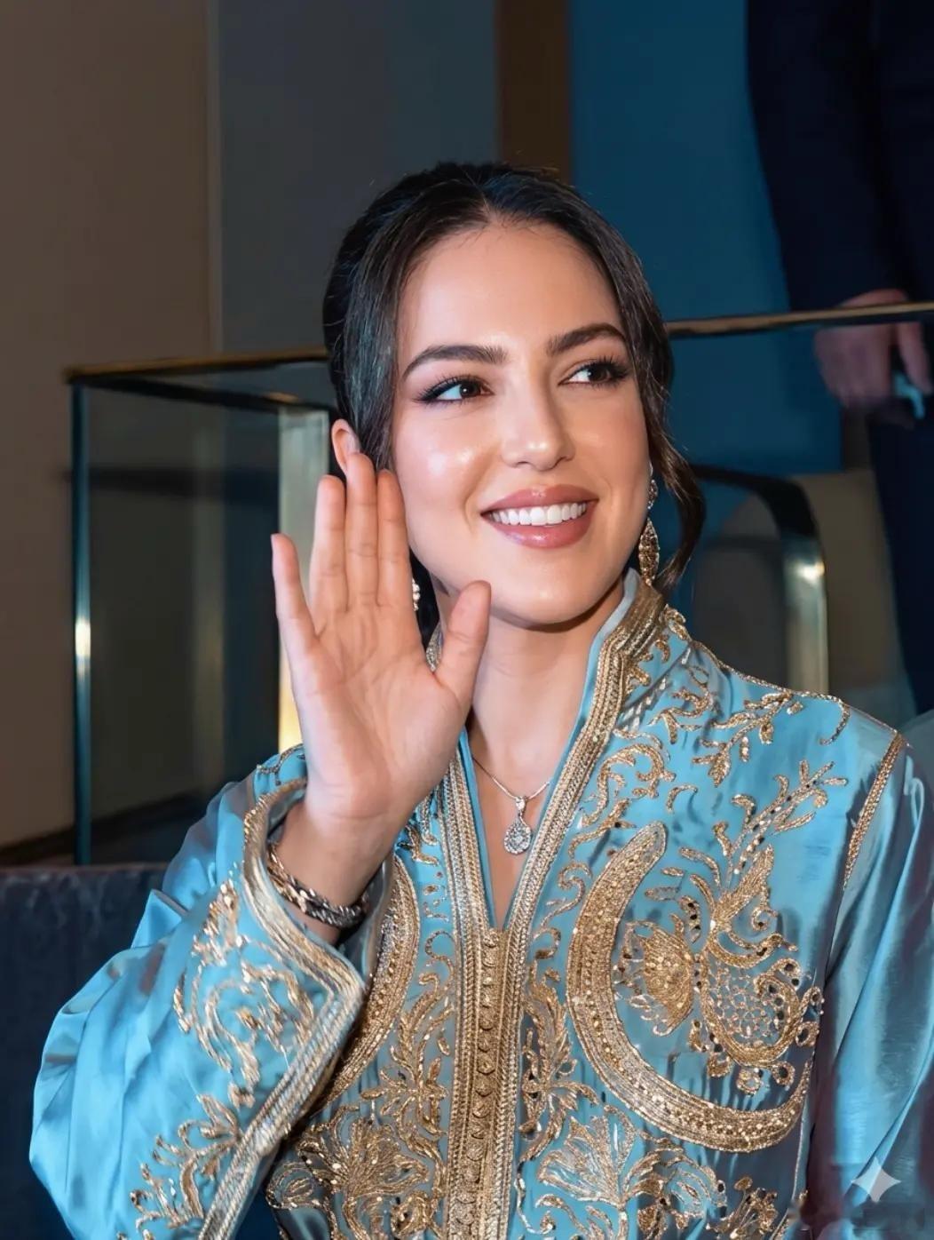 摩洛哥王室🇲🇦拉拉·卡哈迪加公主美照继续来一波世界各国王室