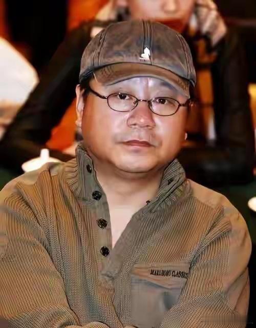 范伟有一段非常经典的台词：“我这一生啊，情窦初开的时候，父母不同意，情窦再开