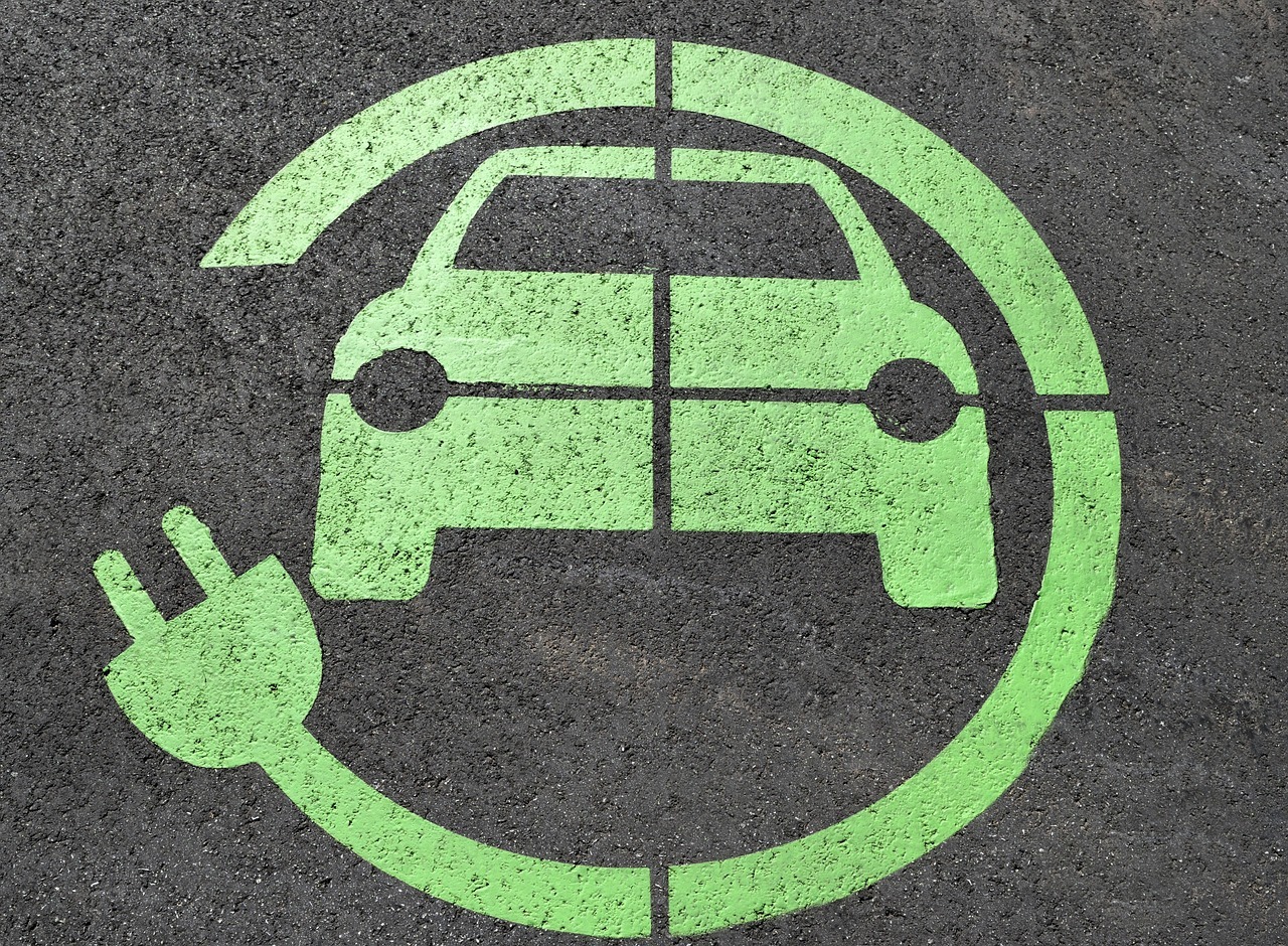 电池容量从36.8kWh跃升至51kWh，续航234km，光这一项就因碳酸锂反弹