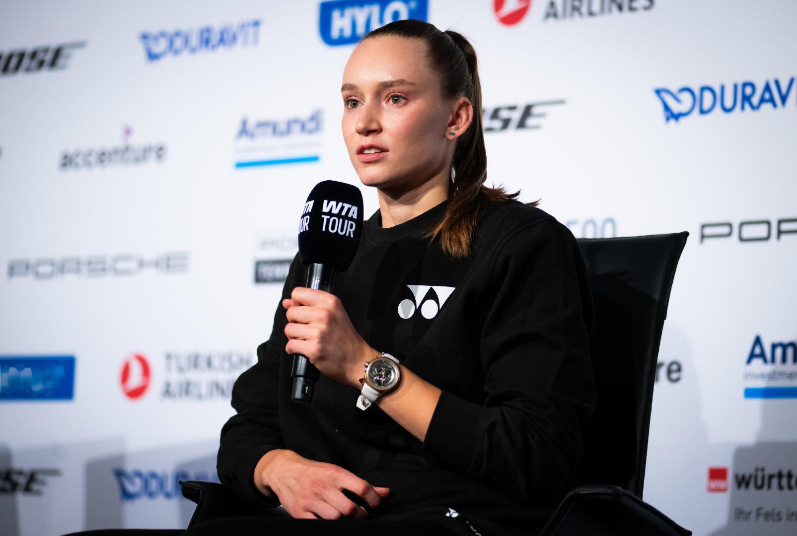 球员声音世界第二莱巴金娜本周作为头号种子出战斯图加特，赛前媒体日她也谈到了追赶