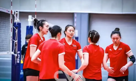 未战先怯还是神秘到底?中国女排空降世联赛中国女排正在紧锣密鼓的集训，为世联赛做