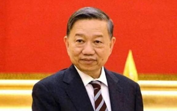 越南埋了十多年的雷，就这样突然炸响，“好日子”就此到头？越南连续爆了两颗大雷，整