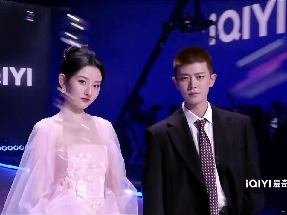 爱奇艺的年度销冠都在这儿了高光时刻已定格！年度销冠剧集新鲜出炉，白鹿敖瑞鹏、刘宇