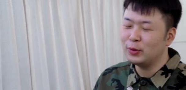 一次，杜海涛当着母亲的面问沈梦辰：“你可以给我妈3000万吗？”沈梦辰灵机一动，