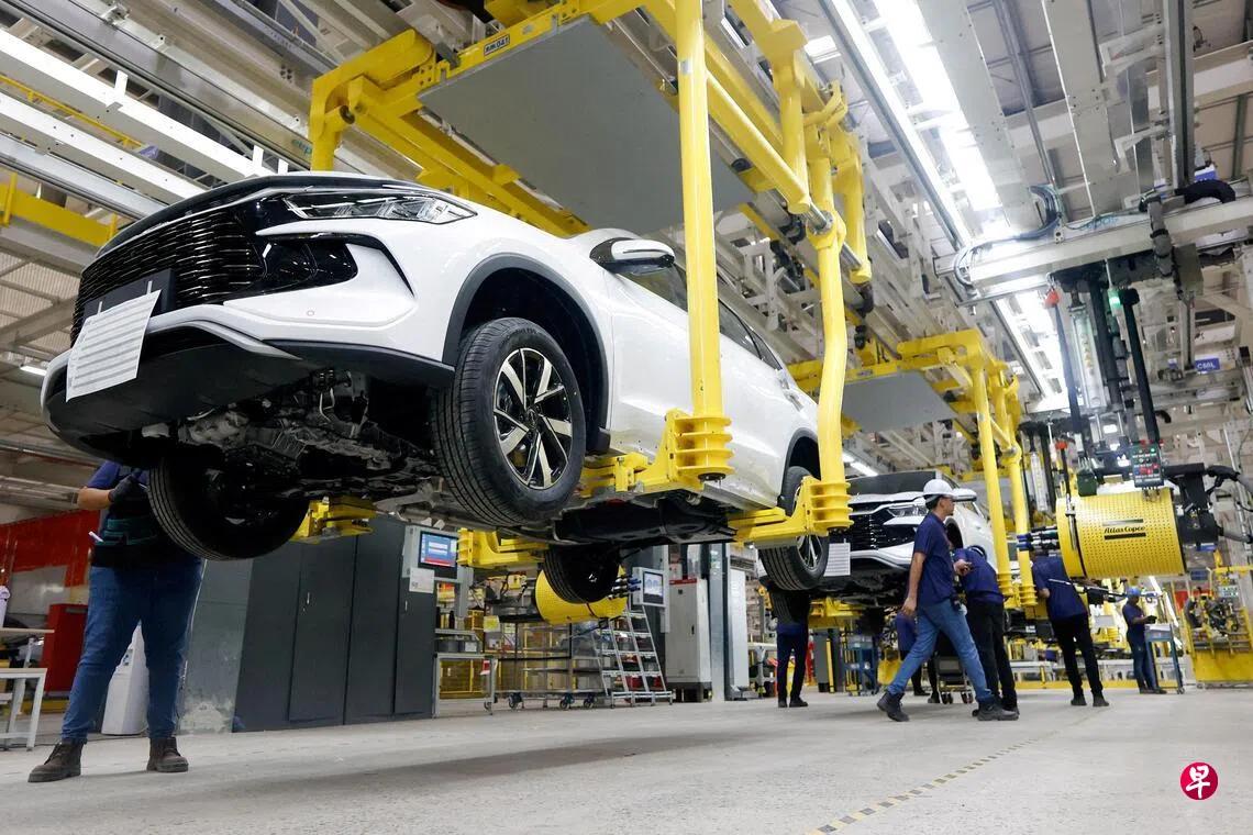 才放行不到5万辆中国电动车，加拿大就惦记上中国车企去建厂了，这小算盘打得真是噼里