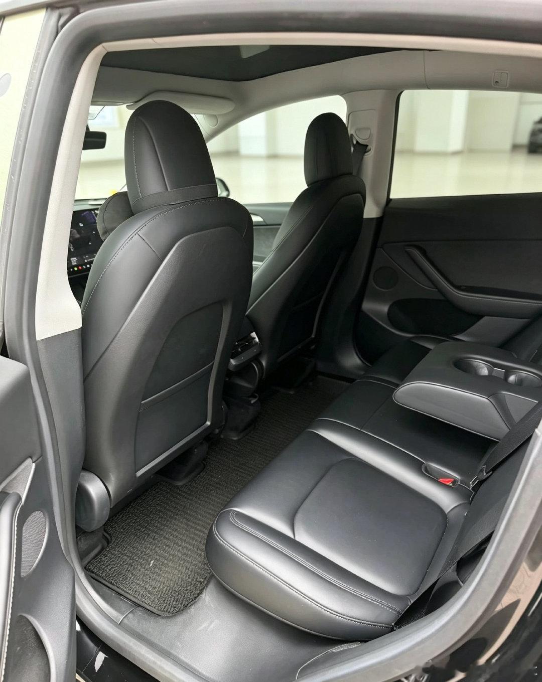 🔥🔥🔥代友发售车型：22年6月modelY，标续车况：安全行驶6.2万公里，全车品牌车衣/窗膜