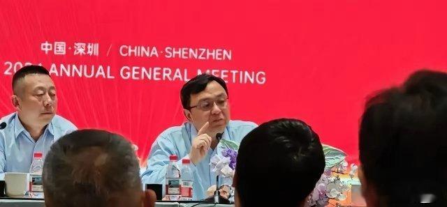 比亚迪高端梦碎？王传福豪言遭现实暴击：腾势垮台、仰望滞销，20万+市场被问界小米瓜分！