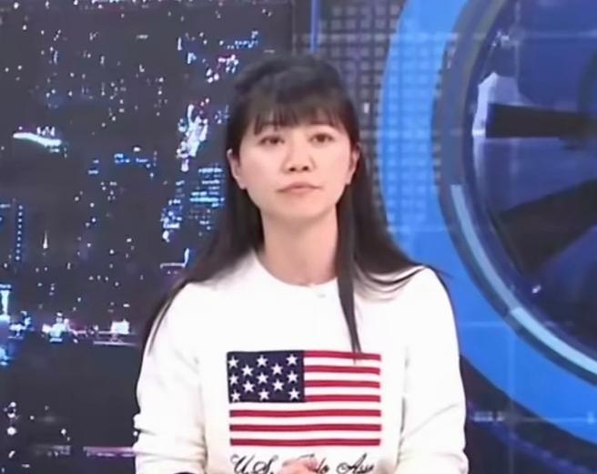 台湾资深媒体人赵少康问绿营高嘉瑜，你为什么在我的节目中穿美国国旗，你是要支持美国