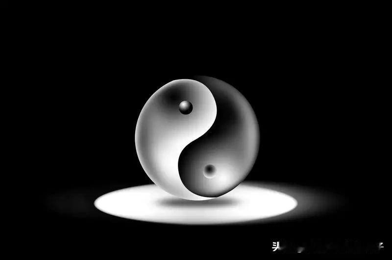 中医的阴阳五行并非玄学，而是“生活规律学”，核心是“平衡”。阴阳概括了万事万物“