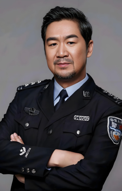 31集扫黑剧，张国立郑恺领衔主演，演员阵容堪称豪华，剧情悬念拉满，收视口碑大爆，必追！说起演员张国立