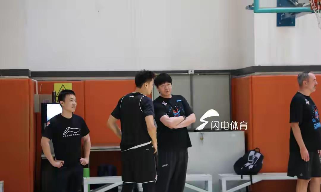 篮球新视角：队伍重建，山东高速与晋江文旅，谁更聪明？福建晋江文