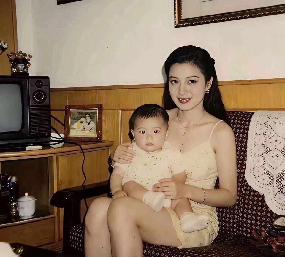 26年前这样的家庭，放眼上海乃至全国算什么经济水平？