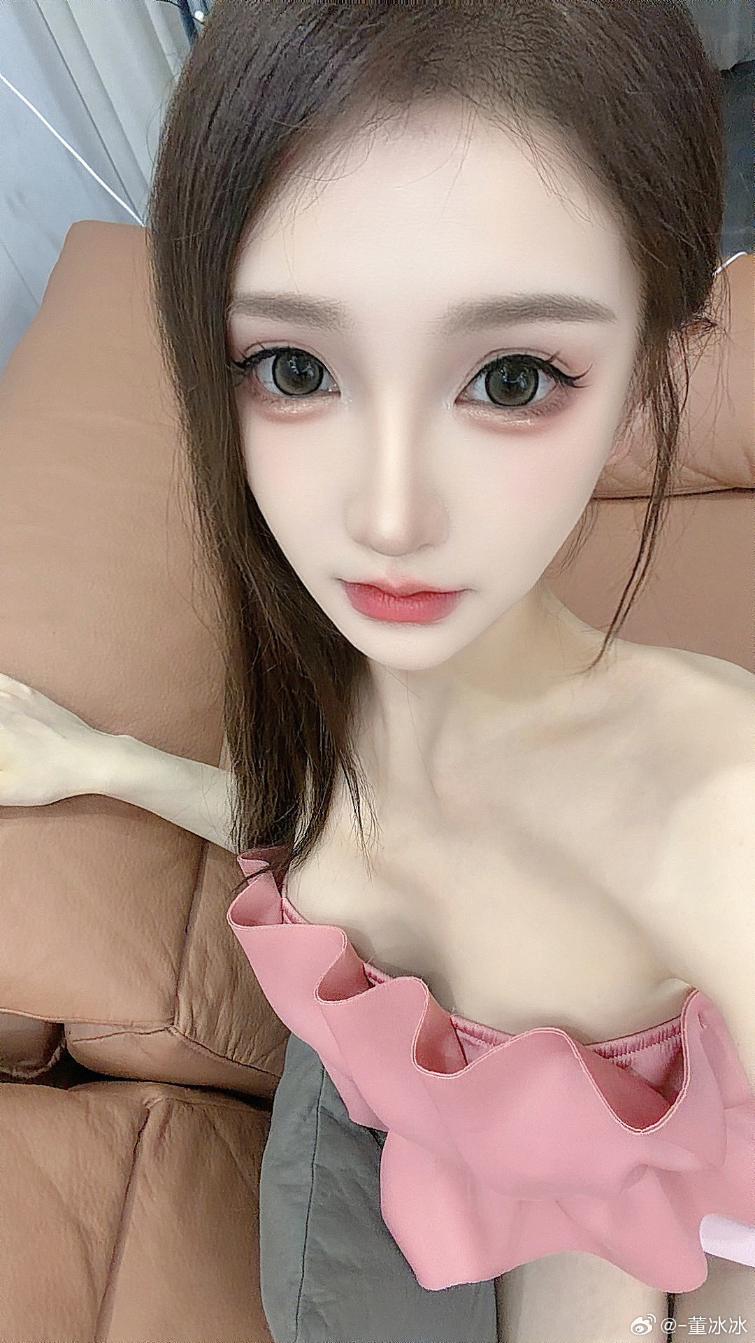 黑头发了三年今天换了新发色